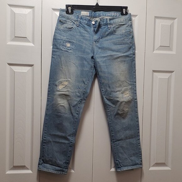 Gap 1969 Sexy Boyfriend Jeans in Light Wash - Picture 1 of 3